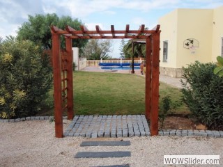 gardenpergola-1
